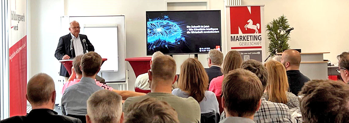 Dr. Christian Schmidt eröffnet die Veranstaltung